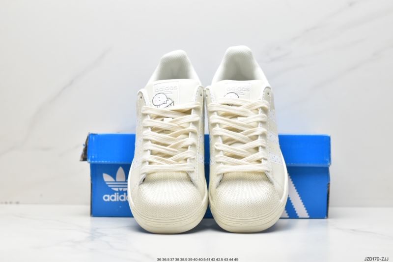 Adidas Sneakers